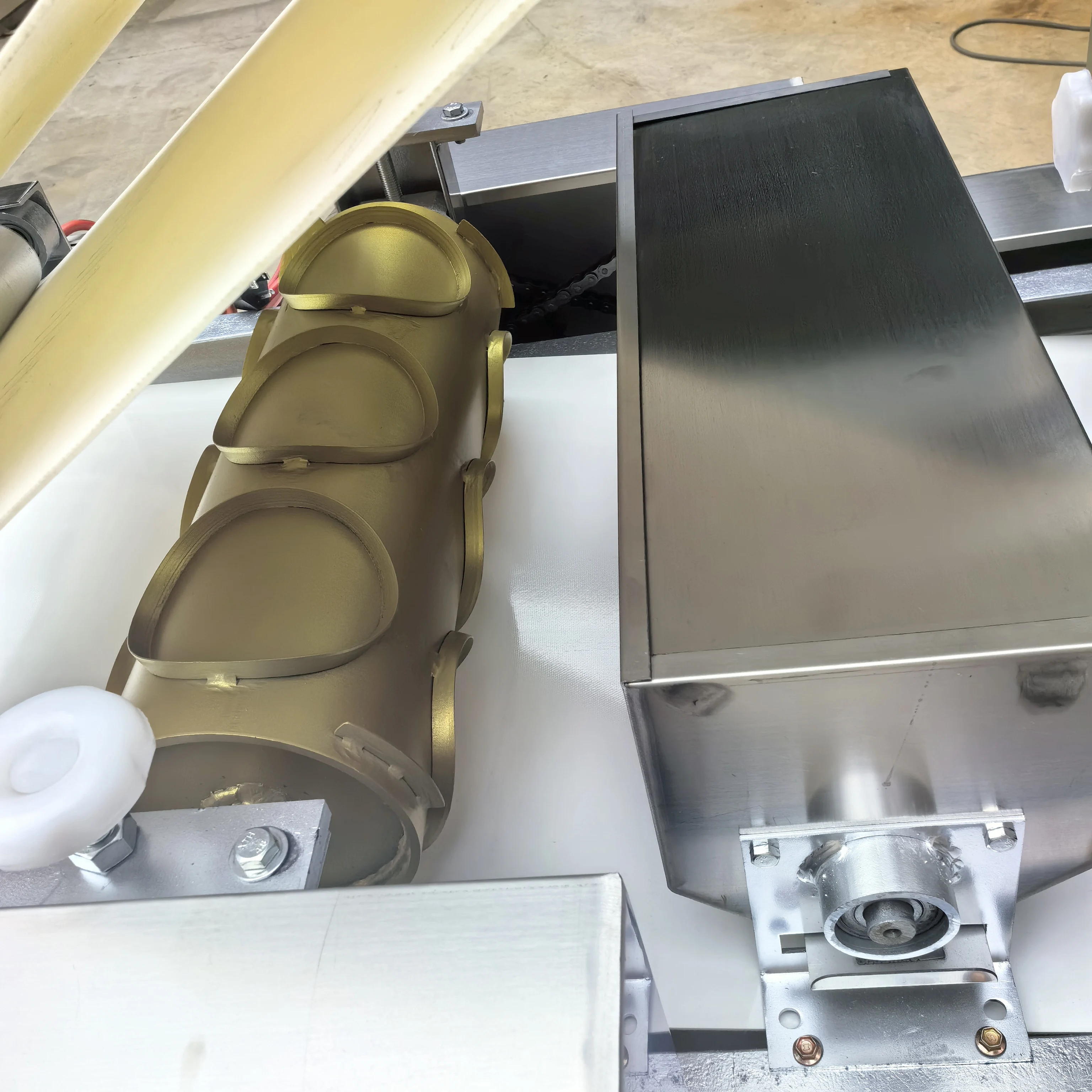 Dumpling Wrapper Machine Electric Automatic Wonton Wrappers Maker Machine Roll Dough Press Commercial Dumpling Skin Dough Pressi
