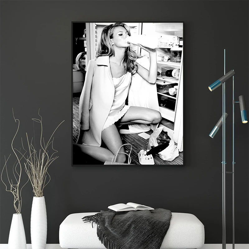 Trendy Black White Style Freedom of Dress Sexy Feminist Motivational Posters Canvas Painting Print Wall Art Pictures Home Decor