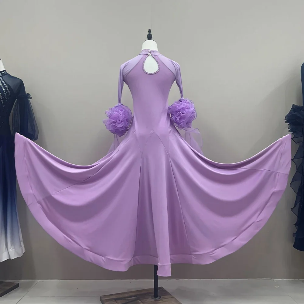 女性用レッドワルツ社交練習ドレス、ストラップ付きアップルグリーンモダンダンス長袖競技用ラインストーン付き新作ドレス