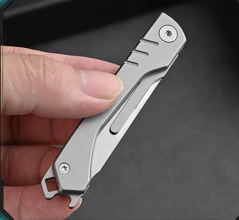 Stainless Steel Folding Knife Keychain Mini Utility Knife With 9 Replaceable Blades Fruit Cutter Kitchen Tools Stainless Steel