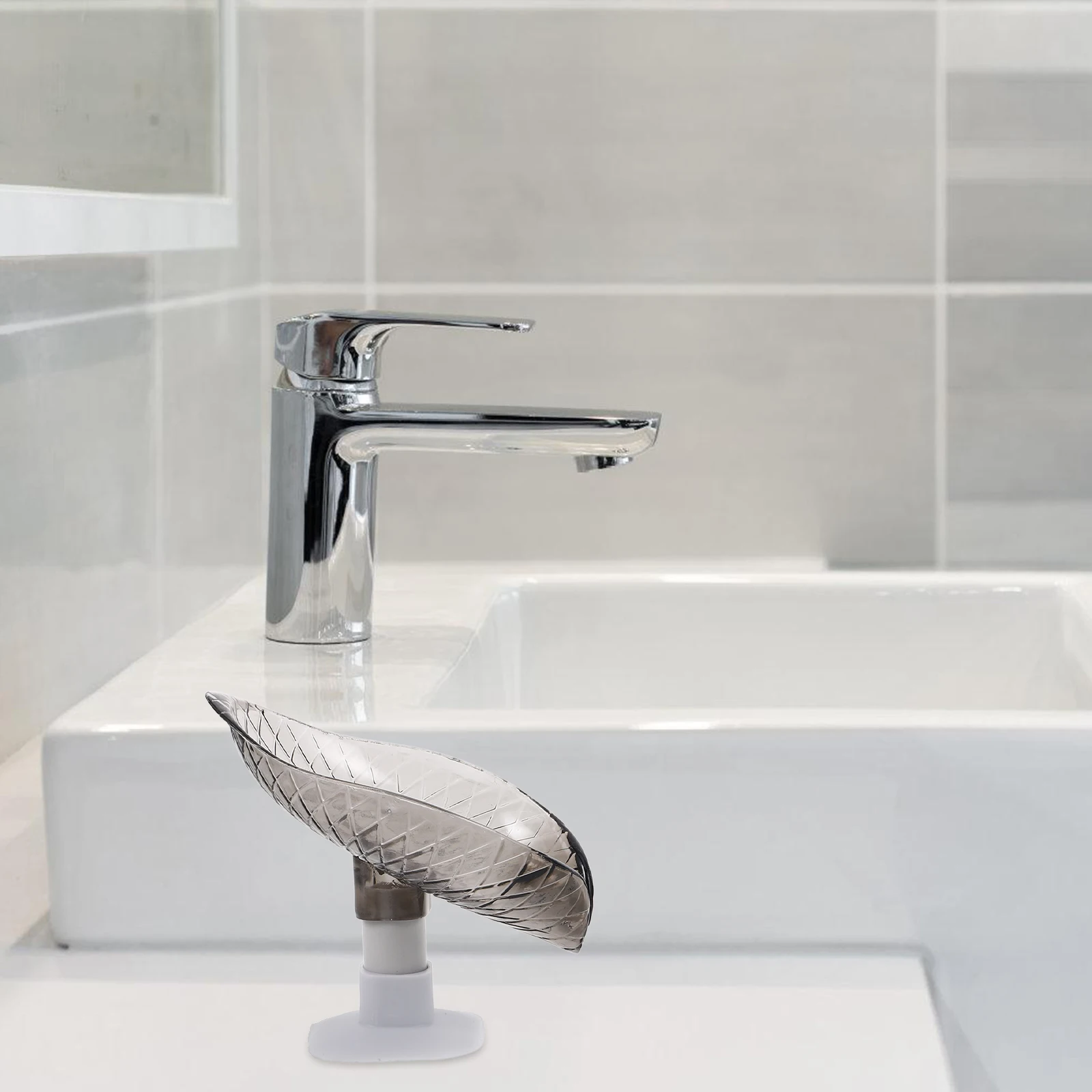 

2Pcs Leaf Shaped Soap Holder Self Draining Dish Bathroom Kitchen Suction Cup Multifunctional Countertop Organizer