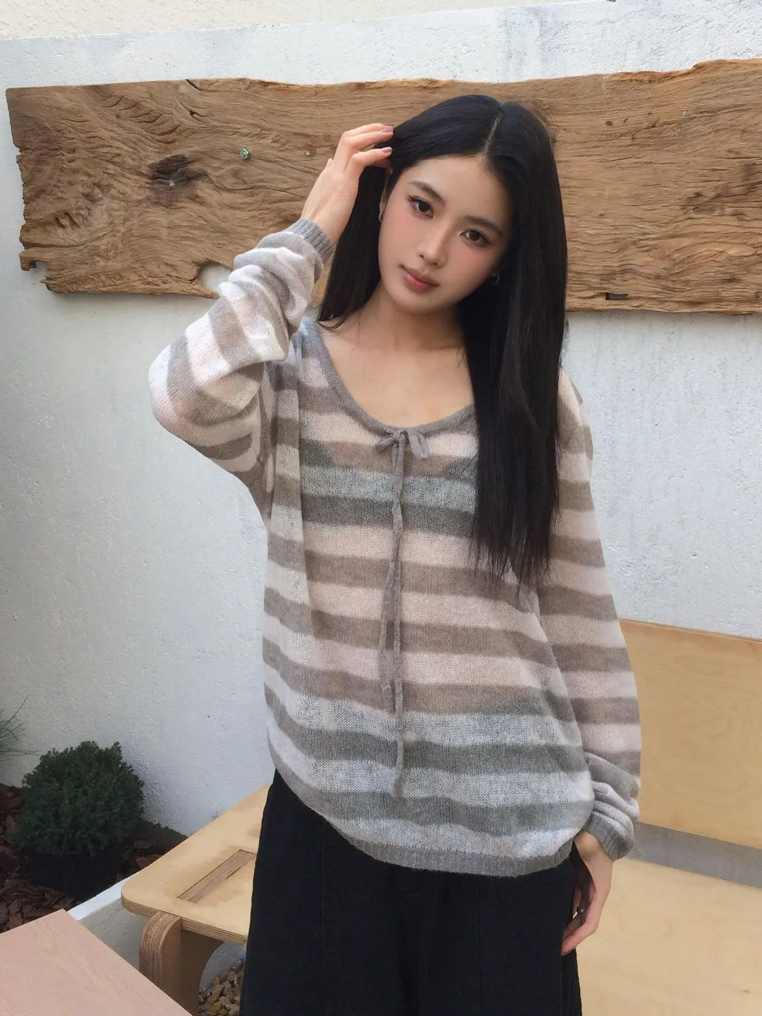 Loose Fit Grey Stripe Slant Shoulder Knitwear Women's Early Spring New Style Long Sleeve Slimming Shoulder Baring Cover up Top