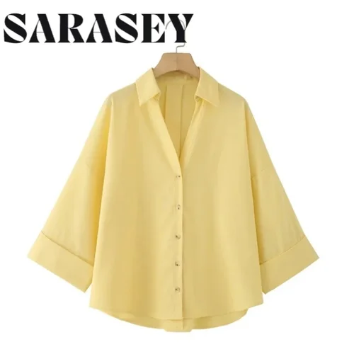 قمصان و بلوزات