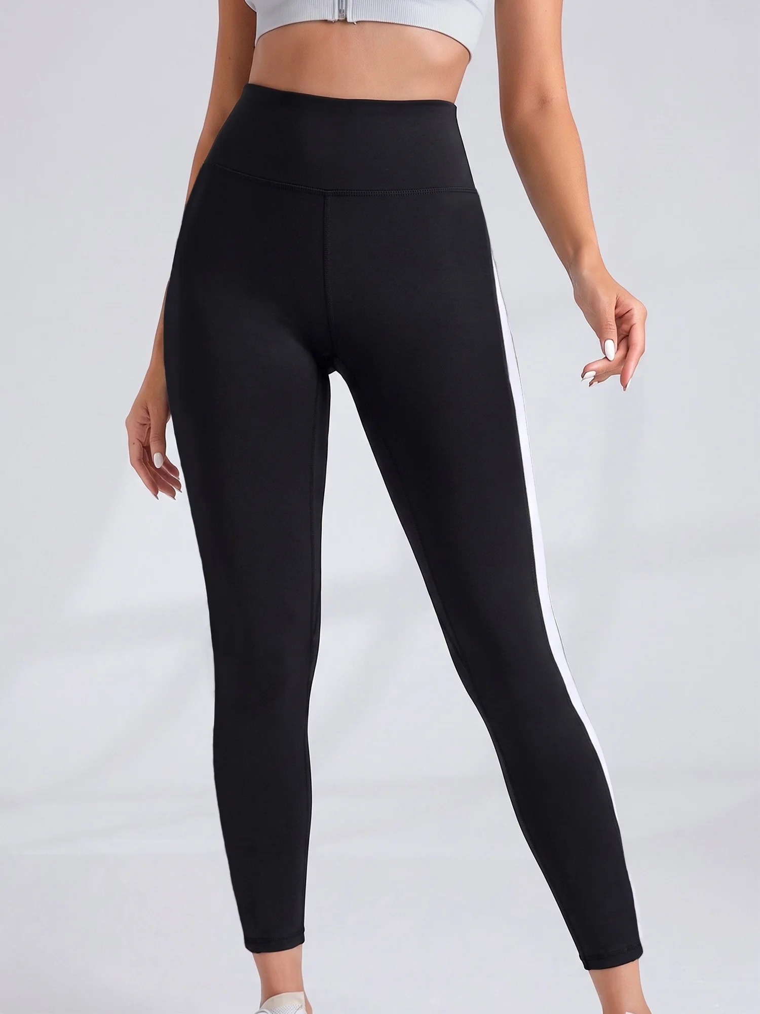 Ladies Stretch Gym Fitness Tights High Waist White Curved Splicing Anti‑sweat Butt Lift Slim Jogging Yoga Leggings