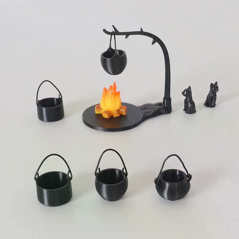 4/5 Piece Dollhouse…