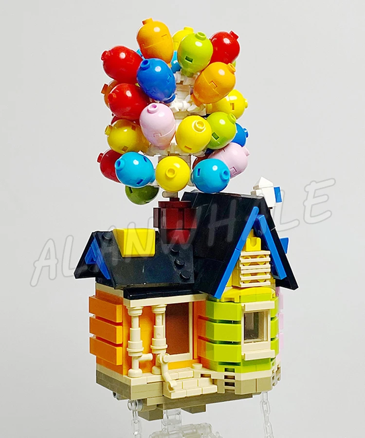 686pcs Ideas Balloon House Flying Up Home Garden Sky Adventure 7025 Building Block Sets Compatible With Model