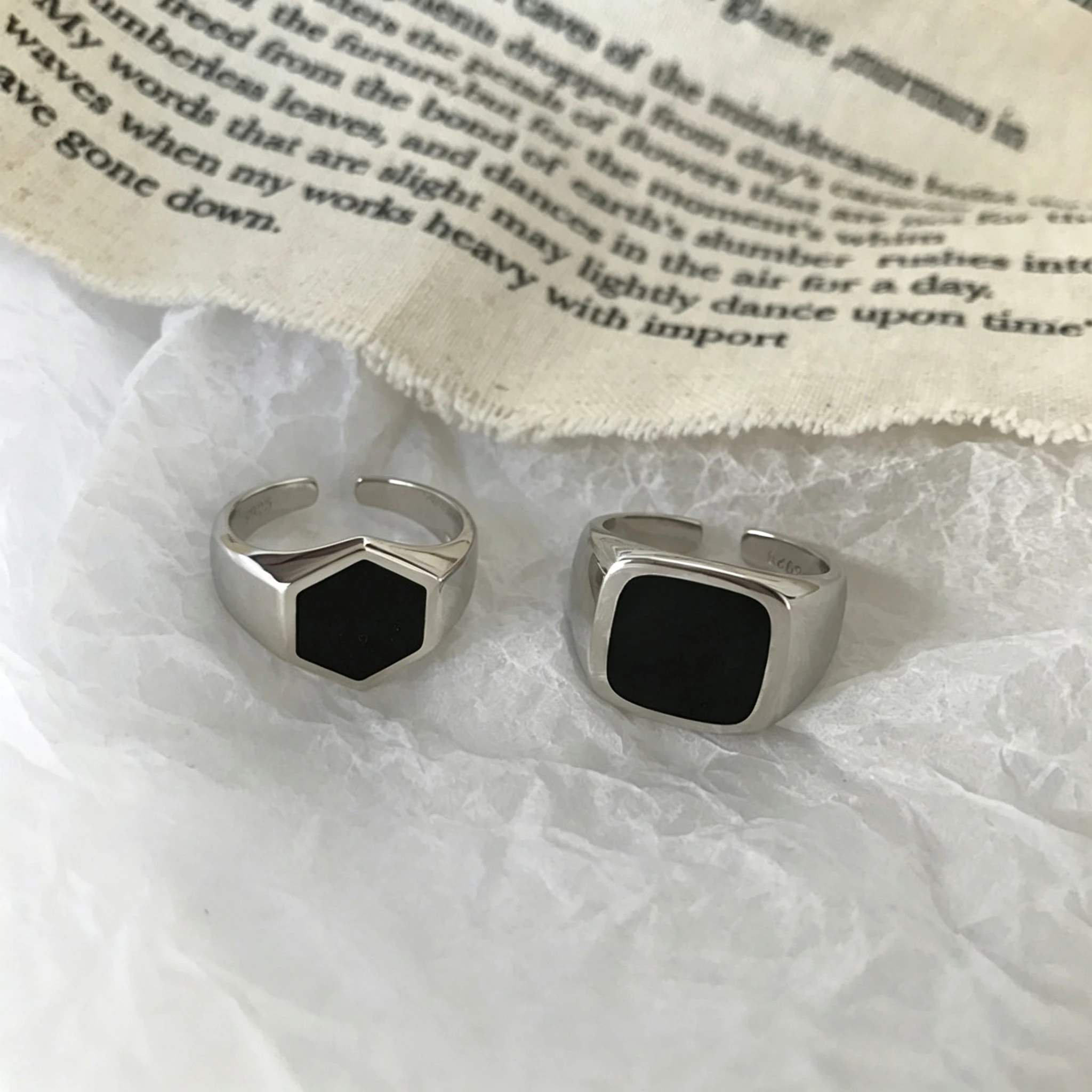 Plated Silver Black Resin Coated Wide Square Geometric Open Rings For Women Fashion Vintage Simple Party Gift Adjustable Jewelry