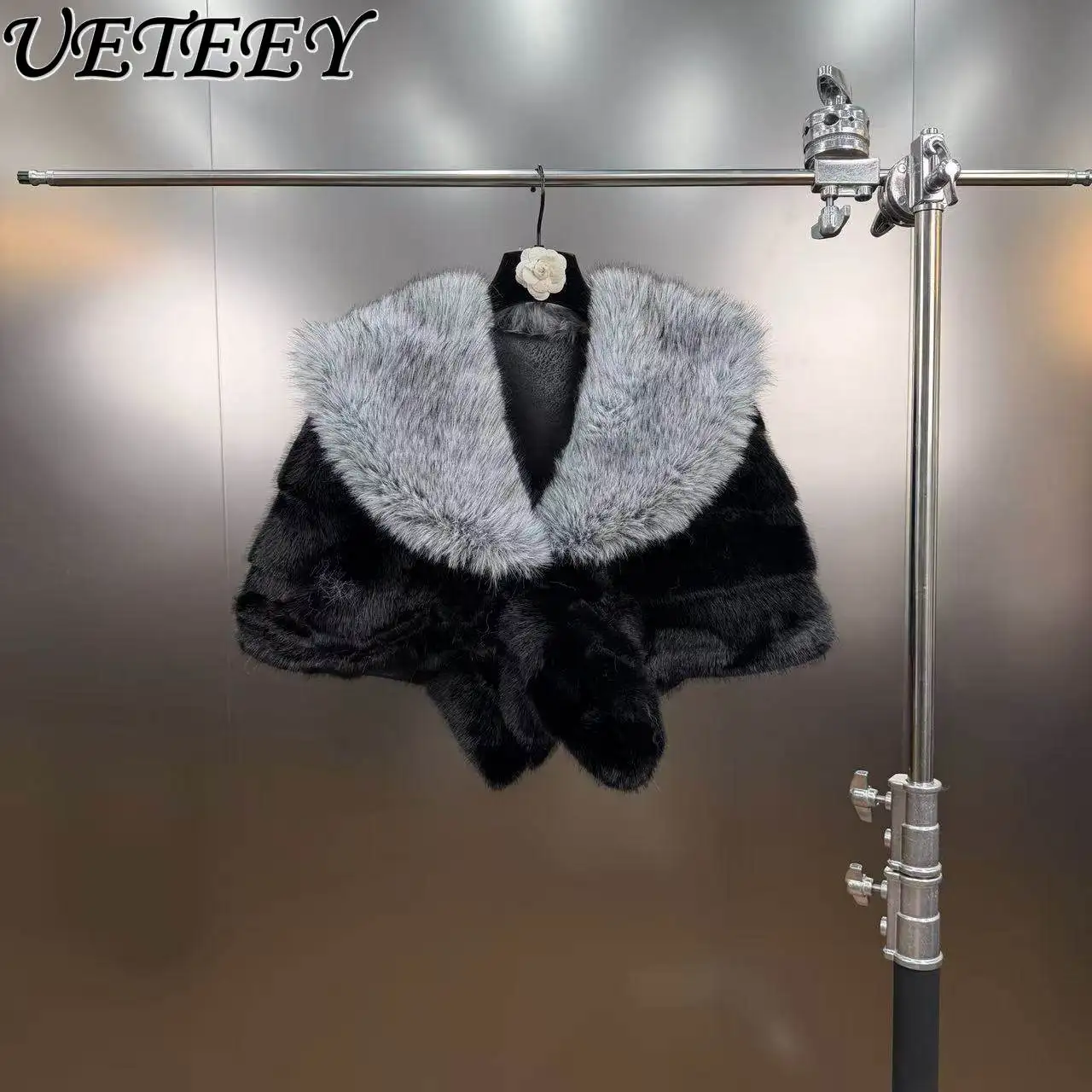 

Новая весенняя коллекция 2026: Универсальный короткий жилет-накидка из искусственного меха лисы во французском стиле для женщин