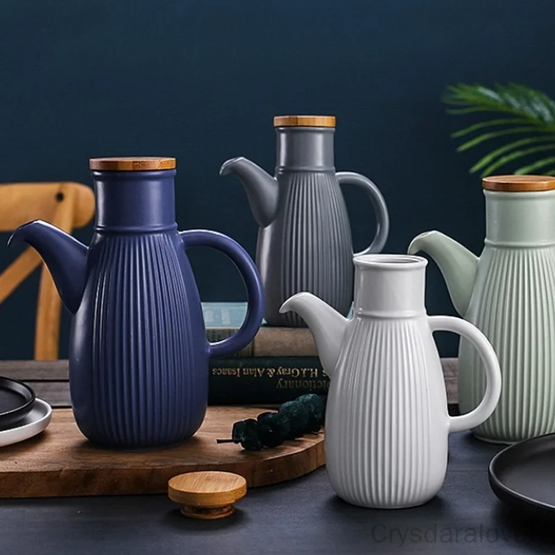 

Japanese Style Ceramic Vinegar Bar Oil Bottle Storage Household Kitchen Tools Leak-proof Seasoning Bottles Soy Sauce Pot