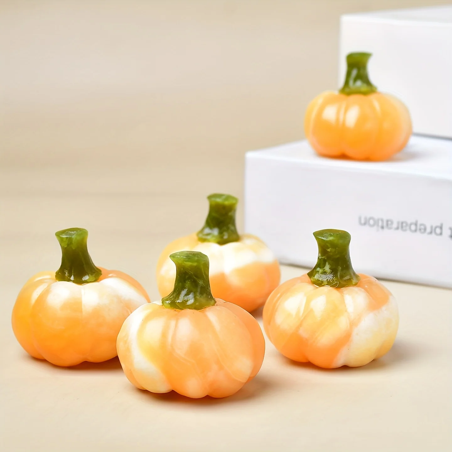 Natural crystal carved pumpkin, crystal assembly, perfect Halloween crystal gift, suitable as a decorative item for home