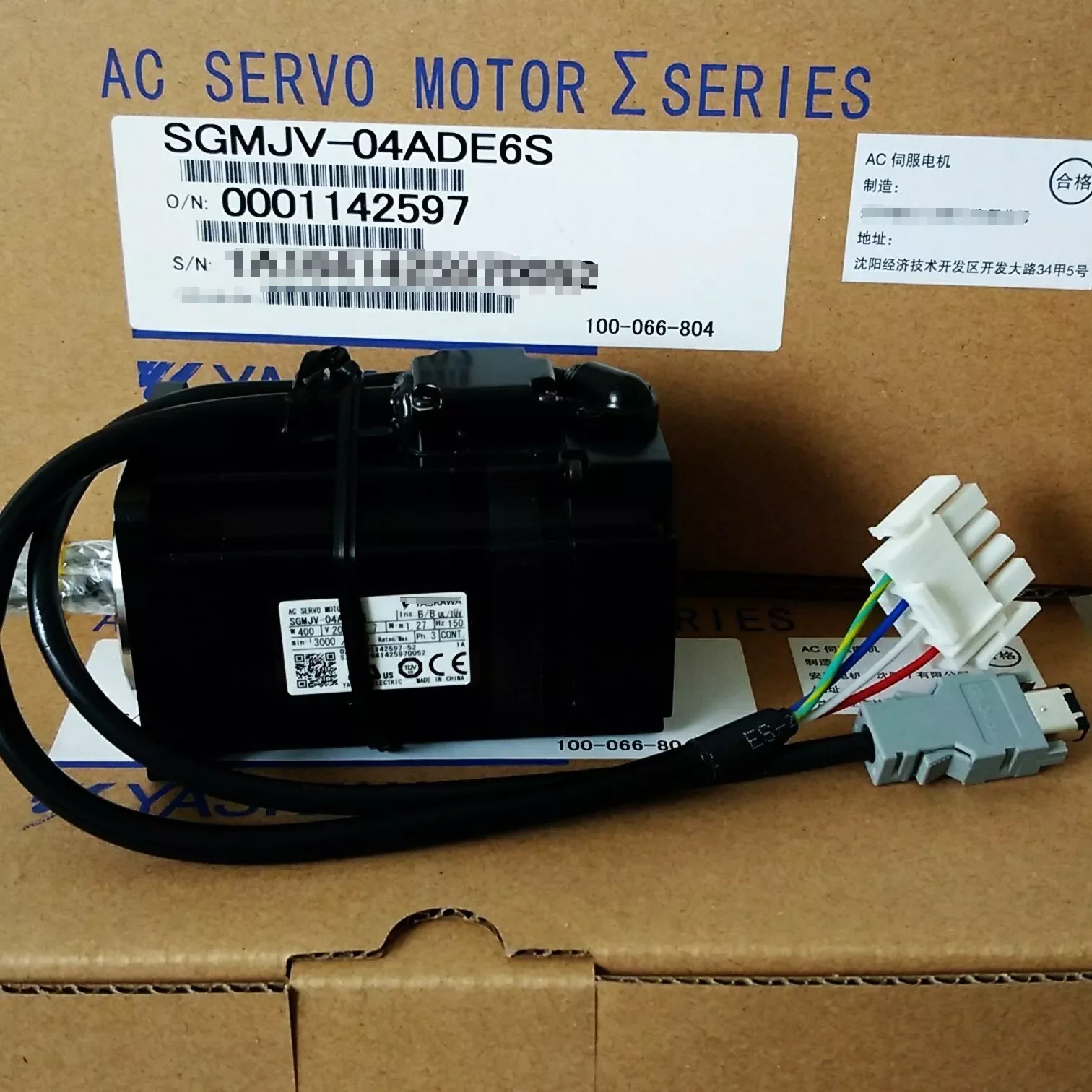 

Новый серводвигатель переменного тока SGMJV-04ADE6S SGMJV 04ADE6S