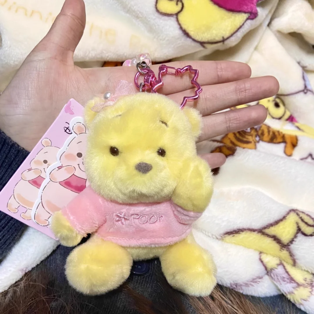 

Новинка 2024 года, серия Disney Cherry Blossom, плюшевая кукла, кулон, гаражный комплект, аниме-модель, коллекция «Пух, медведь Мари, кошка», милая игрушка в подарок