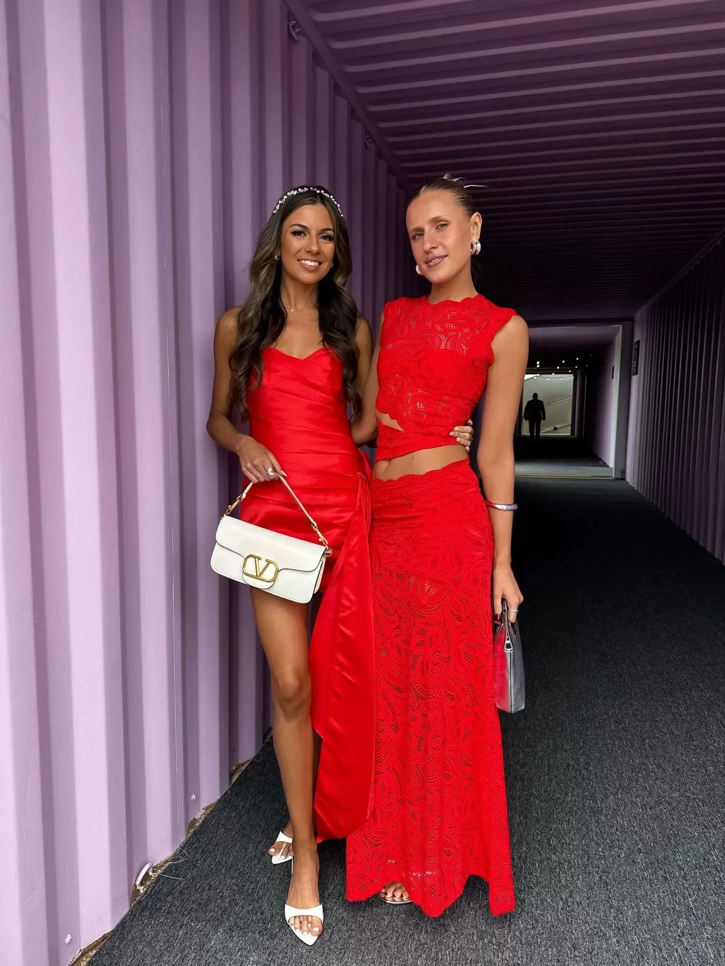 

European And American Fashion Red Lace Two-Piece Women'S Summer Sexy Irregular Top Paired With Fishtail Skirt Set