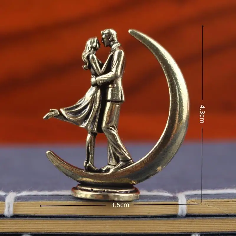 Brass Couple Hugging Figure Home Decor Statue Modern Art Couple Embracing Figurine Lover Ornament Home Decoration