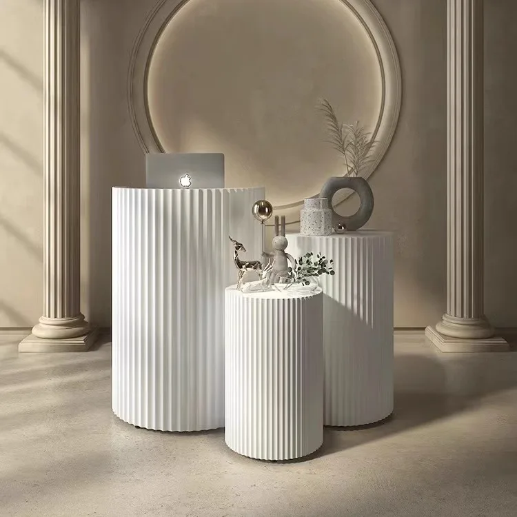 

Beauty salon checkout page Curved bar table Display stand Clothing store Reception desk Shop Small front desk