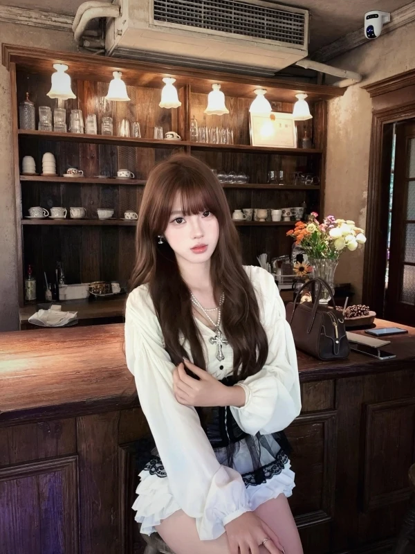 

Нежный комплект из трех предметов: кружевной топ с V-образным вырезом, юбка и рубашка с длинным рукавом для женщин, маленький размер, осенний стиль