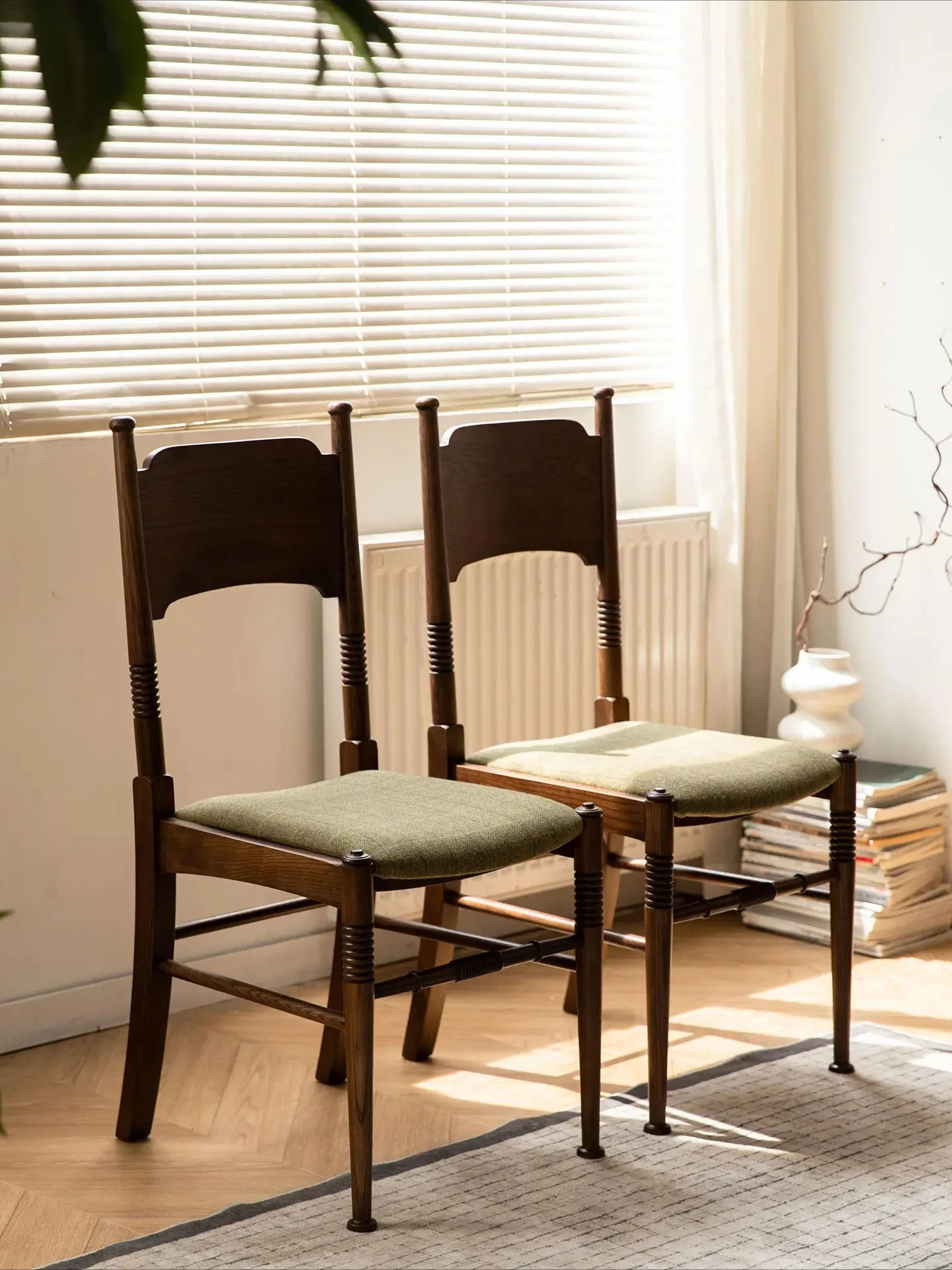 HXL Solid Wood Dining Chair for Home Use with Soft Backrest, Vanity Stool, Light Luxury Desk Chair