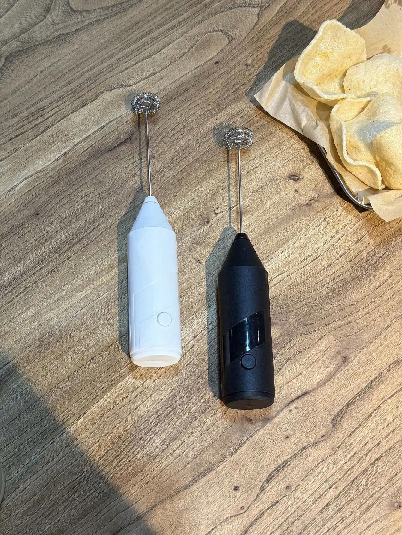 1pc Battery Operated Electric Milk Frother/Whisk, Suitable For Daily Home Use, Time-Saving And Effortless, Convenient And Practical, Suitable For Women, Coffee Lovers And Hosts/Hostesses, Holiday, New Year And Christmas Gifts; sh25052451290955827