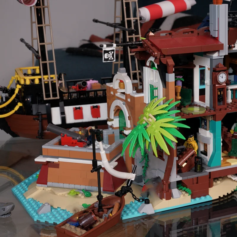 3247pcs MOC The Pirate Port Nassau Piratesed Model Building Toy Blocks Architecture Idea Education Kids Christmas Gifts Birthday