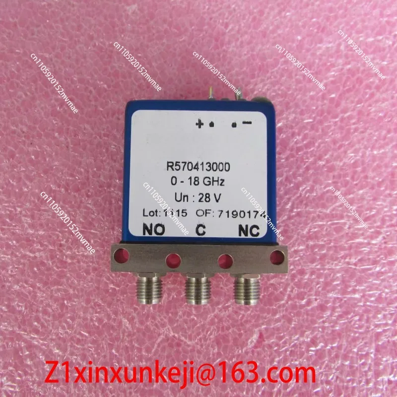 R570413000 DC-18GHz 28V SPDT RF Coaxial Single Pole Double Throw Switch