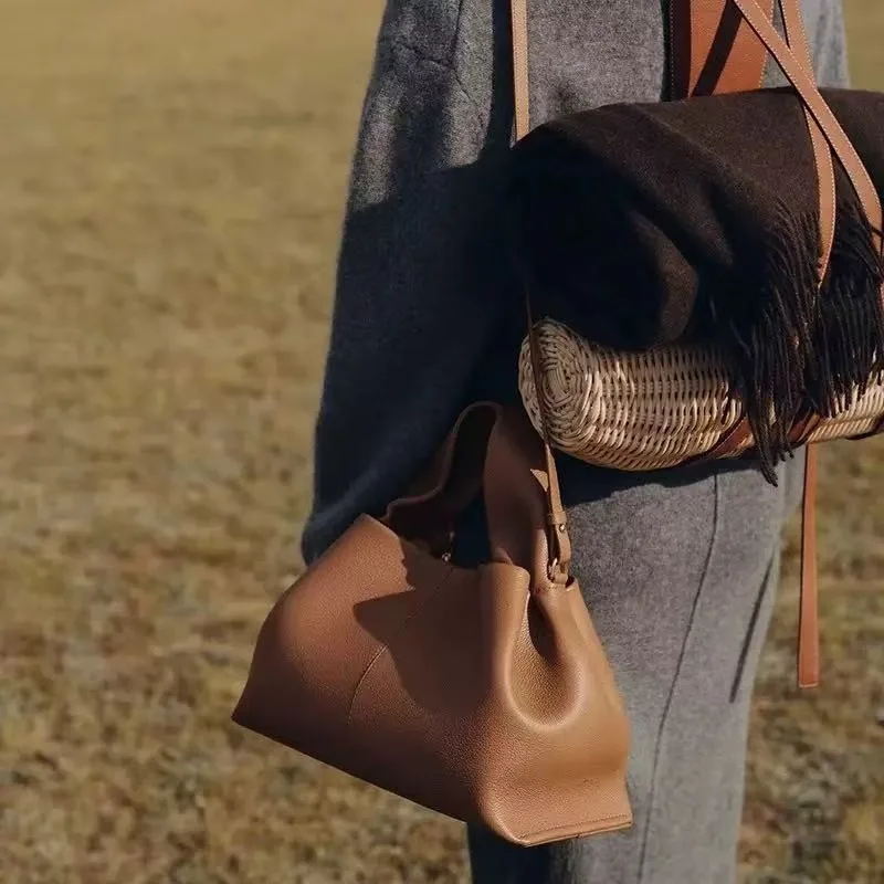 

2025 Fashion Versatile Single Shoulder Cross Shoulder Women's Bag Underarm Handheld Cloud Bag