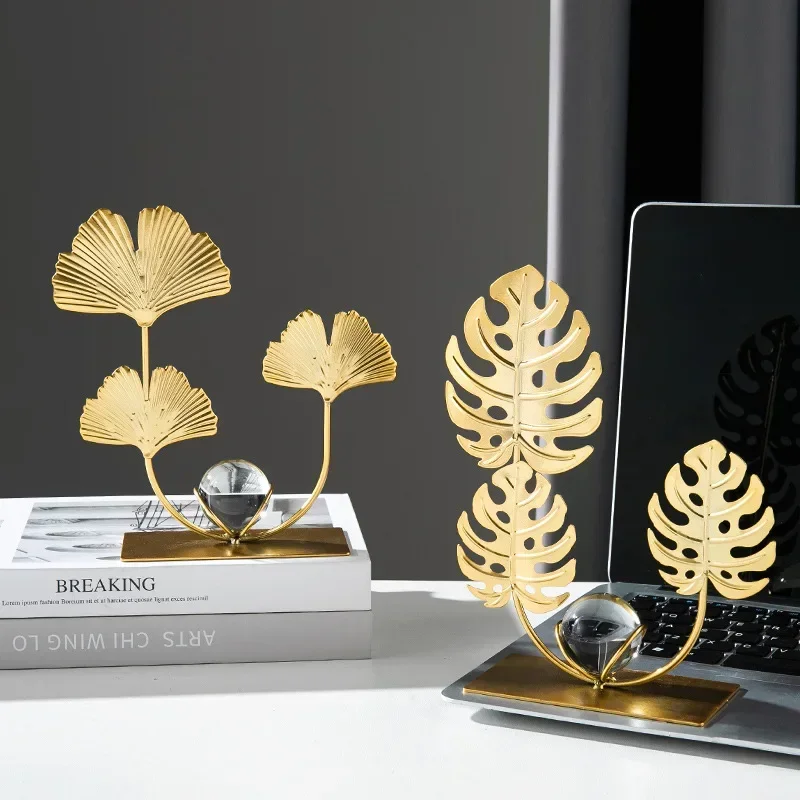 

Gold Ginkgo Leaf Iron Crafts Decoration Light Luxury Crystal Ball Ornaments Living Room TV Wine Cabinet Xuan Guan Handicrafts