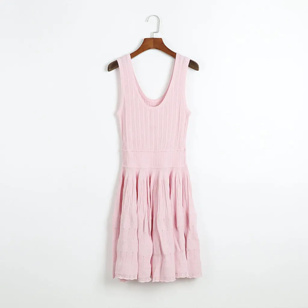 Xia Xin Pink Sleeve… - image