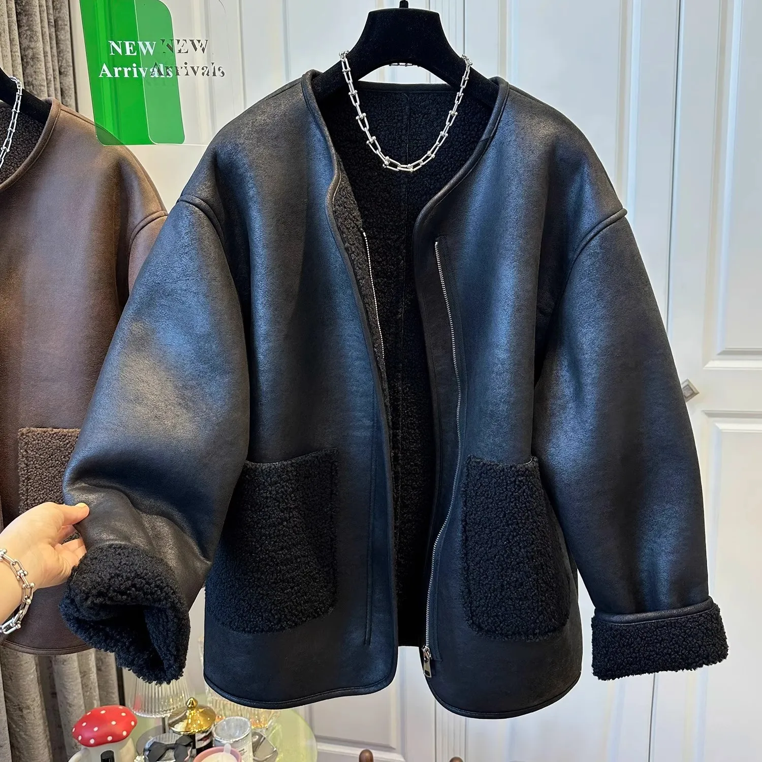 

Black Faux Leather Lamb Fur Jacket Women's Winter Large Size Loose Motorcycle Vintage Warm Sheep Velvet Top Women's Coat