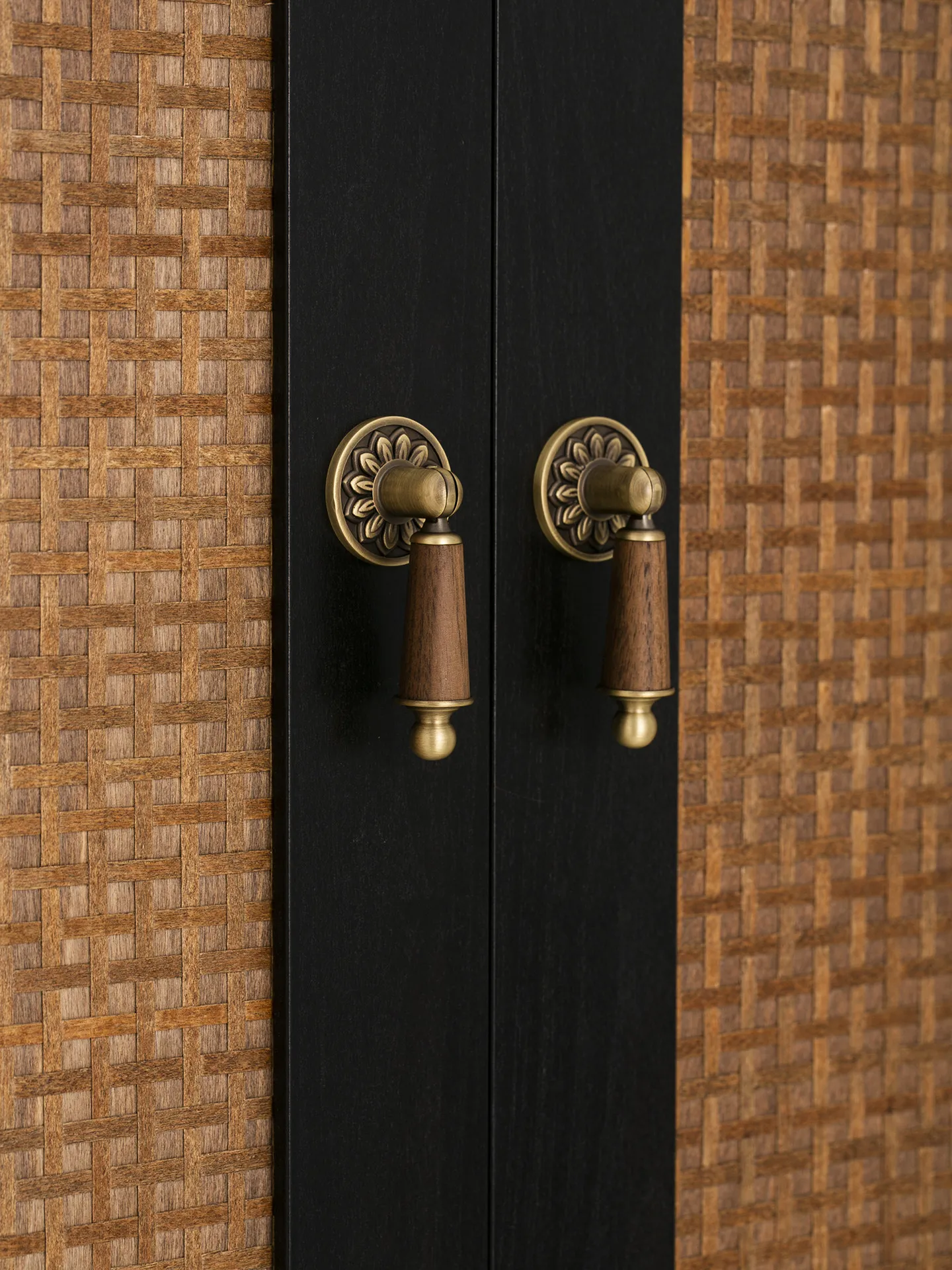 French Provincial Cabinet Pulls, Antique Brass & Walnut Drawer Handles with Floral, Vintage Ornamental Knobs for Wardrobe