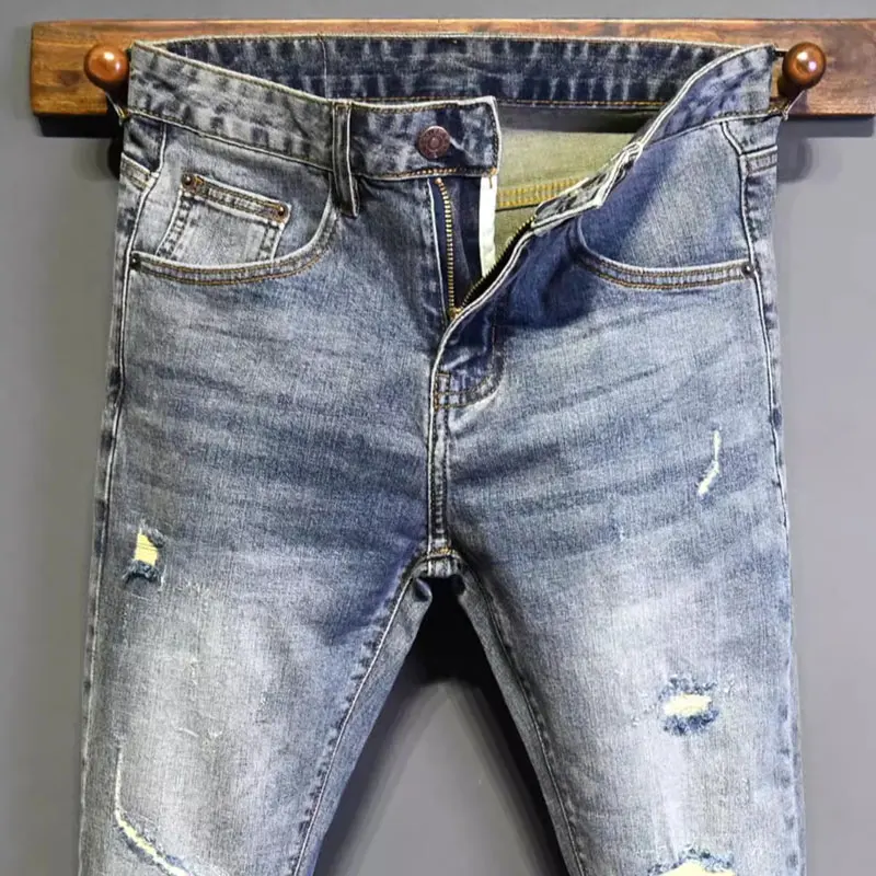 Jeans rasgado retrô lavado azul com ajuste magro, moda de rua alta, calça lápis jeans estilista, vintage