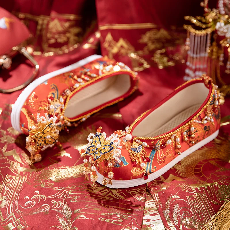 CY381 2024 Autumn New Style Hanfu Shoes Antique Elegant Embroidered Chinese Wedding Shoe Xiuhe