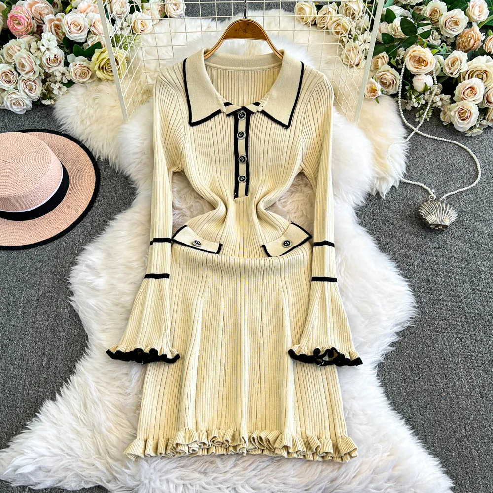 خريف جديد 2025 فستان محبوك بأكمام طويلة ومشمش أسود وياقة مقلوبة فستان ضيق على شكل حرف A أنيق