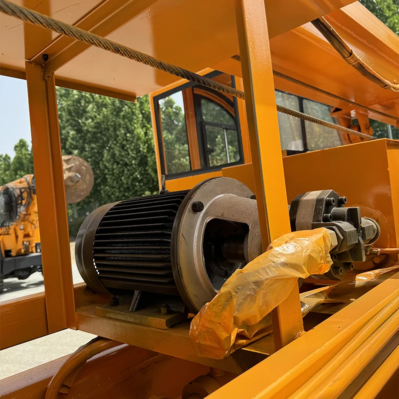 High-Capacity Hydraulic Crawler Borehole Piling Rotary Drilling Rig for Bridge Building and Highway Construction