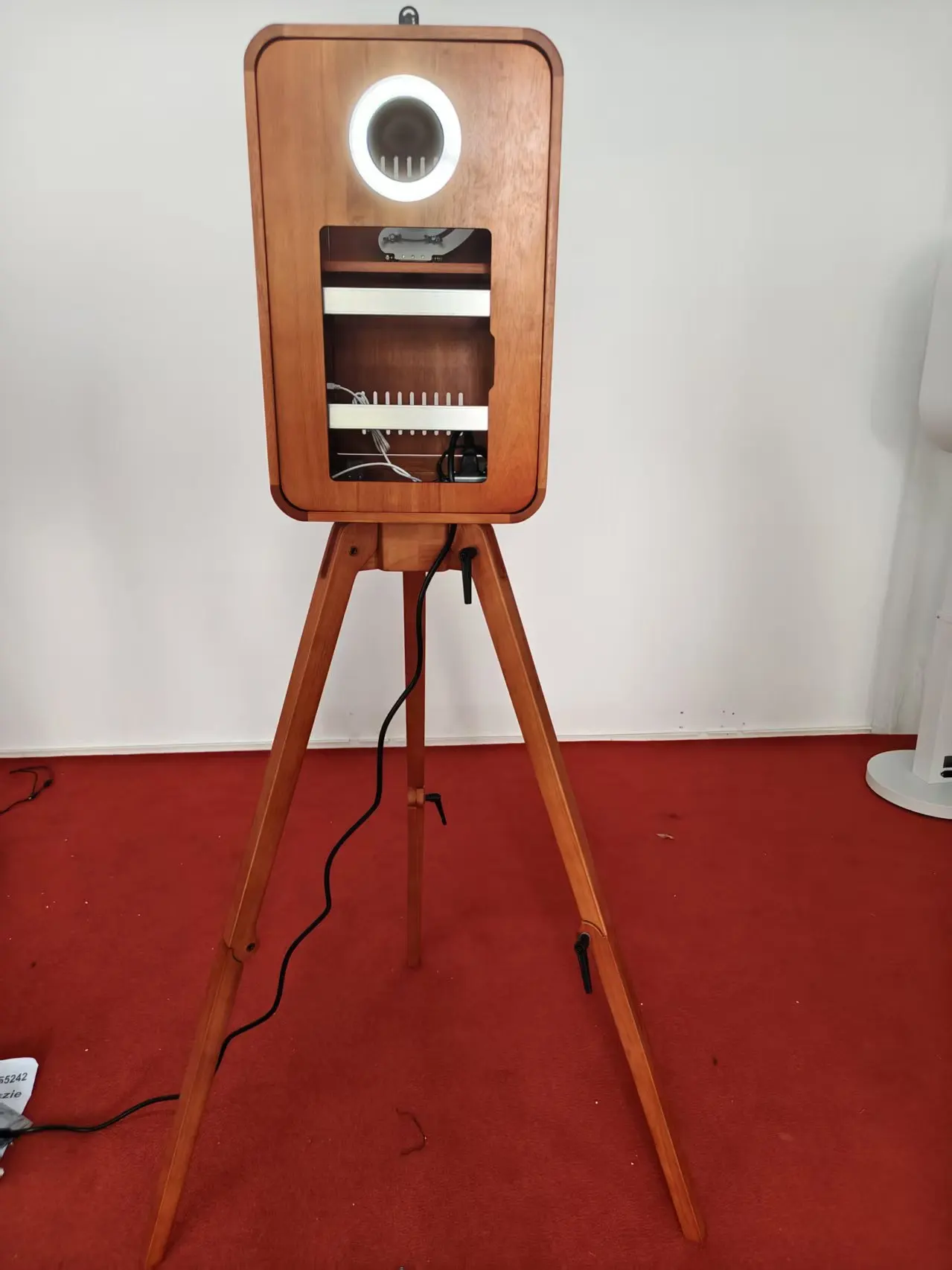 Portable Standing Retro Dslr Vintage Ipad Wooden Photo Booth Machine With Camera and Flighrt case