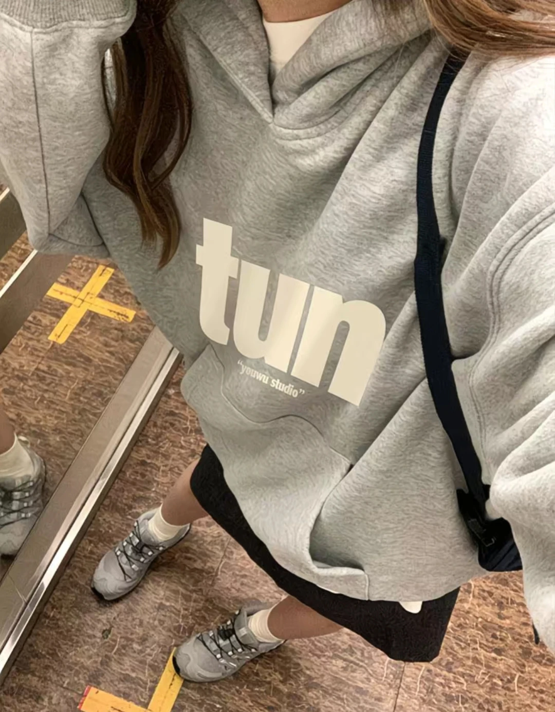 

Флисовая толстовка со шляпой, женские повседневные толстовки, осенние высококачественные классические толстовки в американском стиле с застежкой тай-дай для поездок на работу для девочек