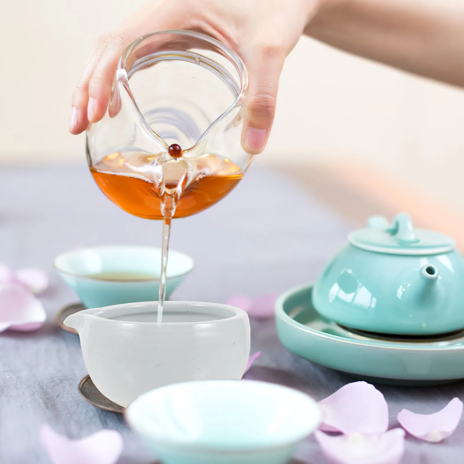 

Japanese Ceramic Matcha Bowl with Spout Traditional Tea Ceremony Bowl Compact Design Easy Clean Long Service Life Gift Ready