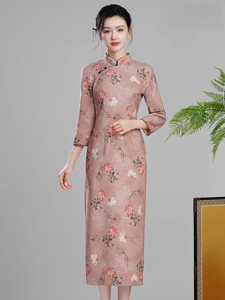 

Xiu Guan Tang Flower Domain 2025 Осень-Зима Новинка: Эластичное повседневное платье в улучшенном китайском стиле с длинными рукавами