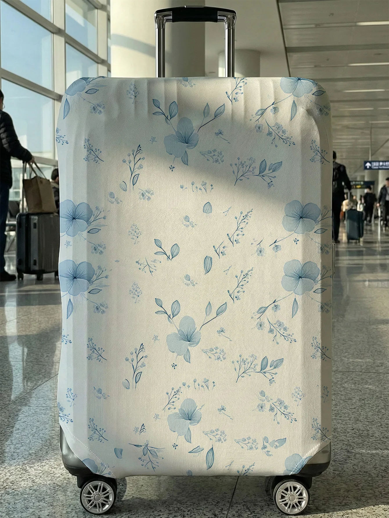 

Fresh Blue Floral Branch Print Luggage Cover, Suitable for 18-32 Inch Luggage Cover, Luggage Handle Glove, Travel Accessories