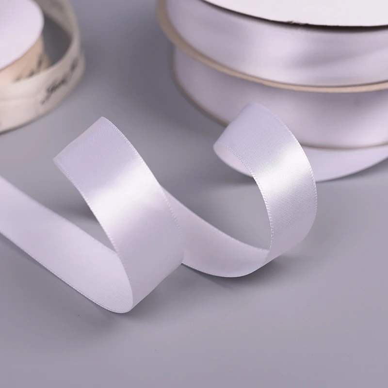 6mm ~ 75mm 25 야드/롤 솔리드 화이트 새틴 리본 웨딩 장식 선물 상자 활 포장 벨트 DIY 공예 장식 의류 액세서리