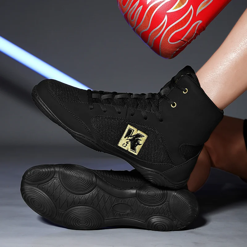 2025 Hot New Men's Quality Wrestling Boots Men's Breathable Boxing Sneakers Designer Training Shoes