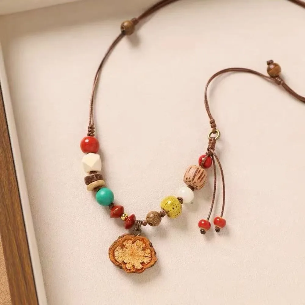 

Accessories Vintage Style Acorn Pendant Necklaces Adjustable Length Natural Long Necklaces Vintage Sweater Chains Causal Wear