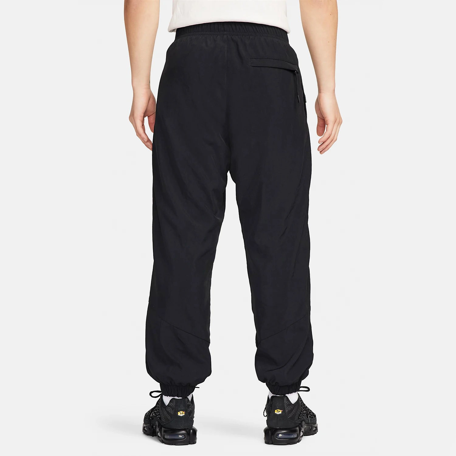 Nike Official Authentic 2023 Winter New Men's Fleece-Lined Tapered Woven Sport Pants FB8617