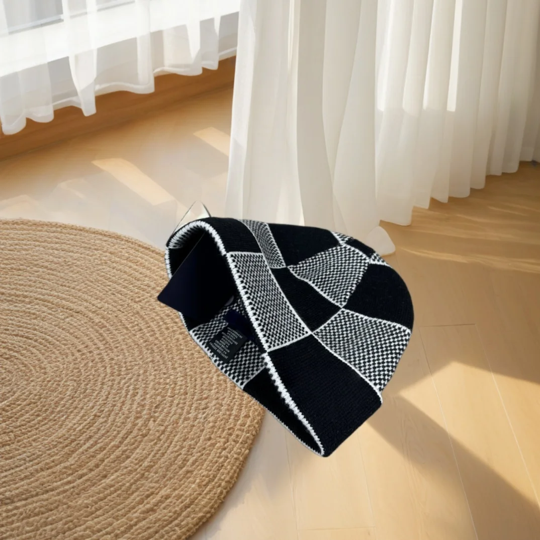 

Couple Gift Unisex Checkered Knitted Beanie Durable Stylish Winter Hat Beanie Skull Cap Masked Cap Knit Cap Baseball Cap