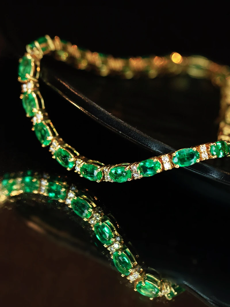 LUOWEND 100% 18K Yellow Gold Bracelet Luxury Design Shiny Diamond Natural Emerald Bracelet for Women High Party Jewelry