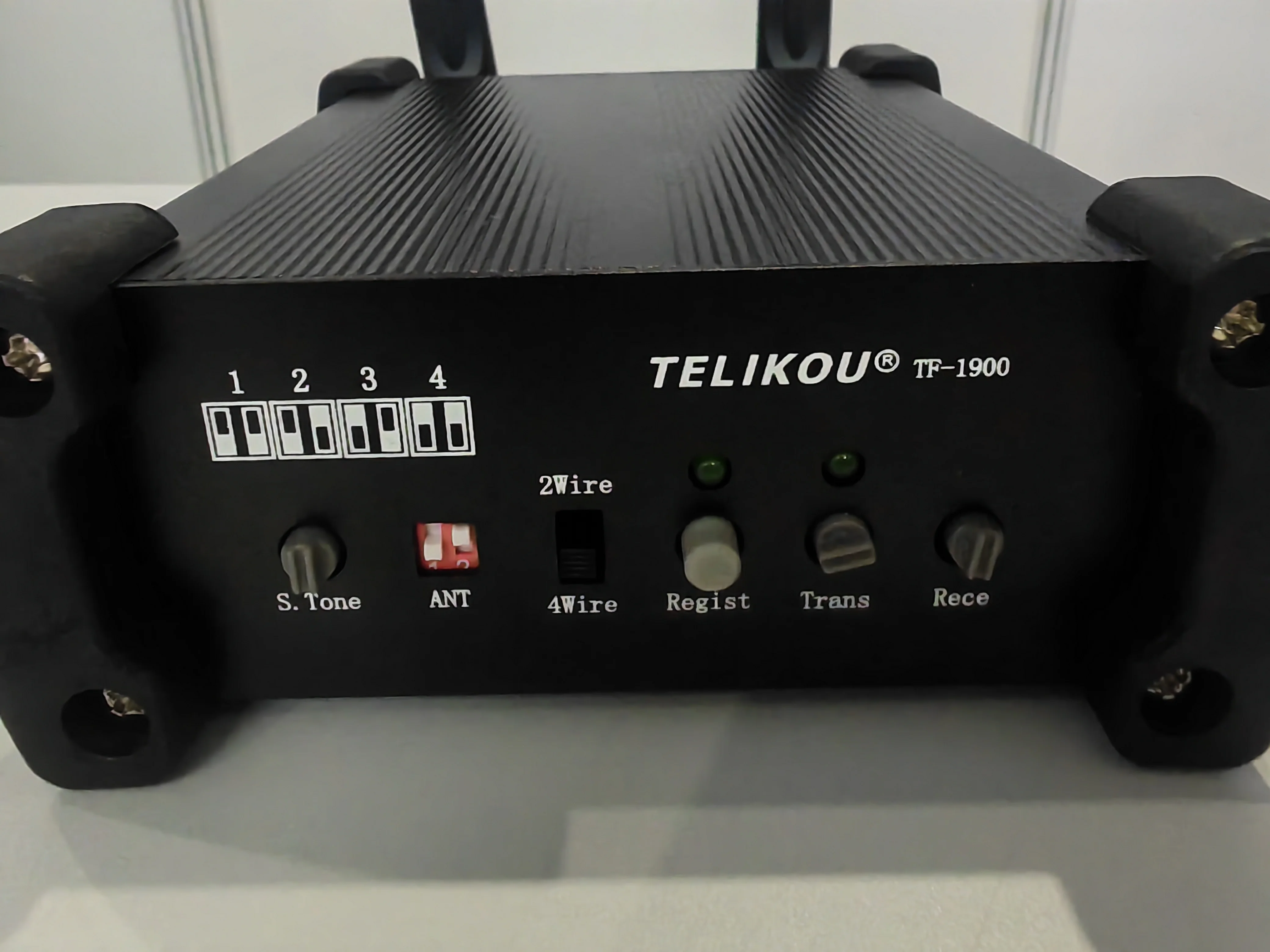 TELIKOU TF-1900 | 무선 인터콤 인터페이스, 유선 시스템, 무선 1.8/1.9Ghz, 전이중 300 계량기 이벤트