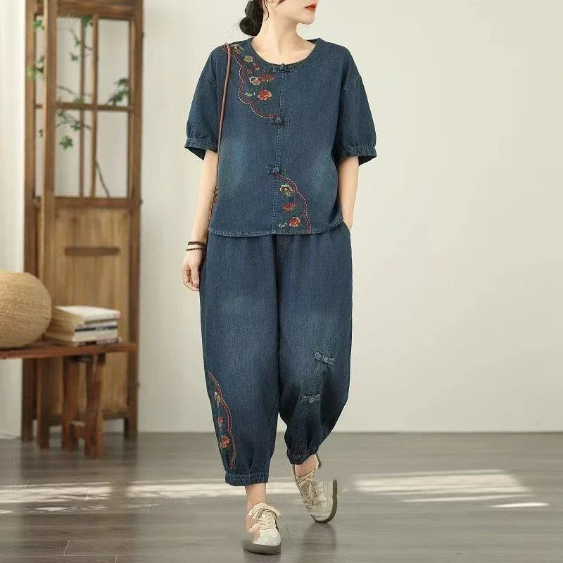 

Костюм из денима в новом китайском стиле для женщин среднего и старшего возраста, летний, ретро, с вышивкой, свободный, комплект из двух предметов