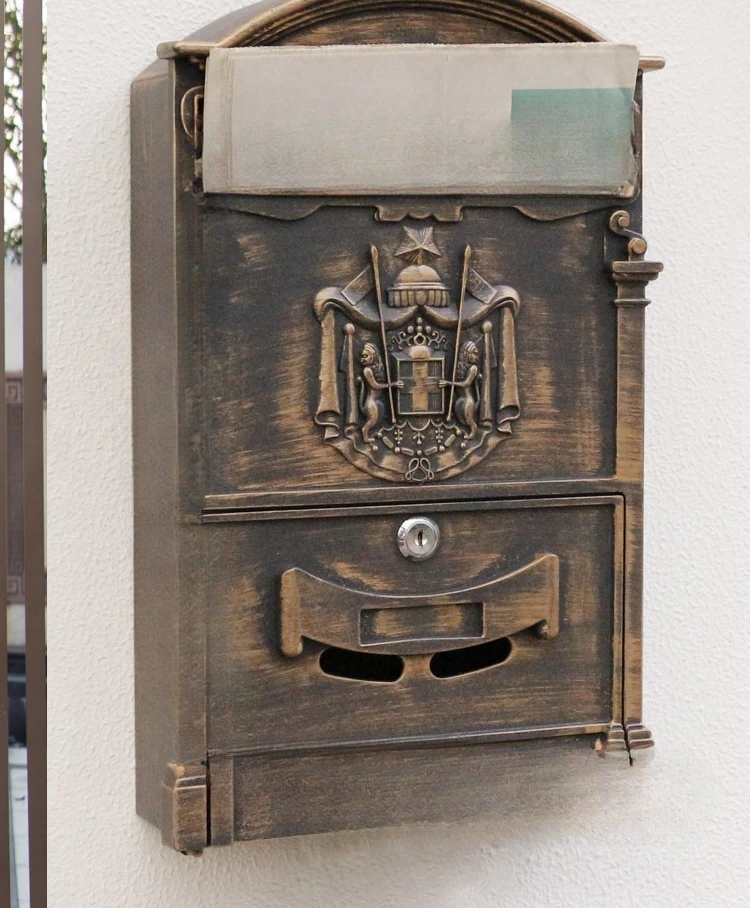 

European-style villa mailbox with lock mailbox outdoor waterproof wall-mounted mailbox suggestion box