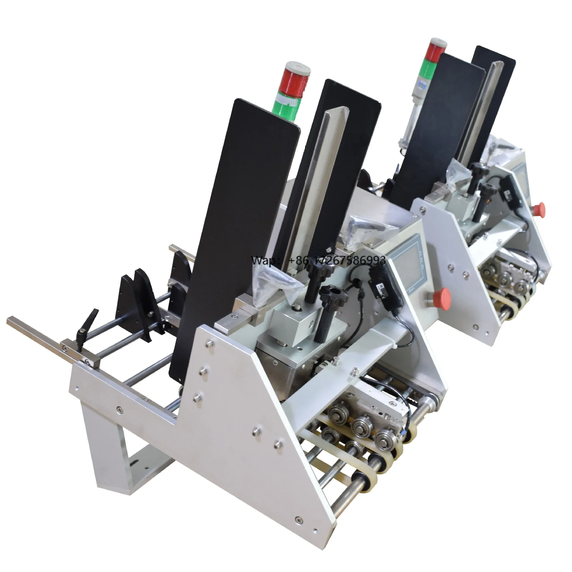 

Friction feeder for mobile packaging machine Automatic feeding