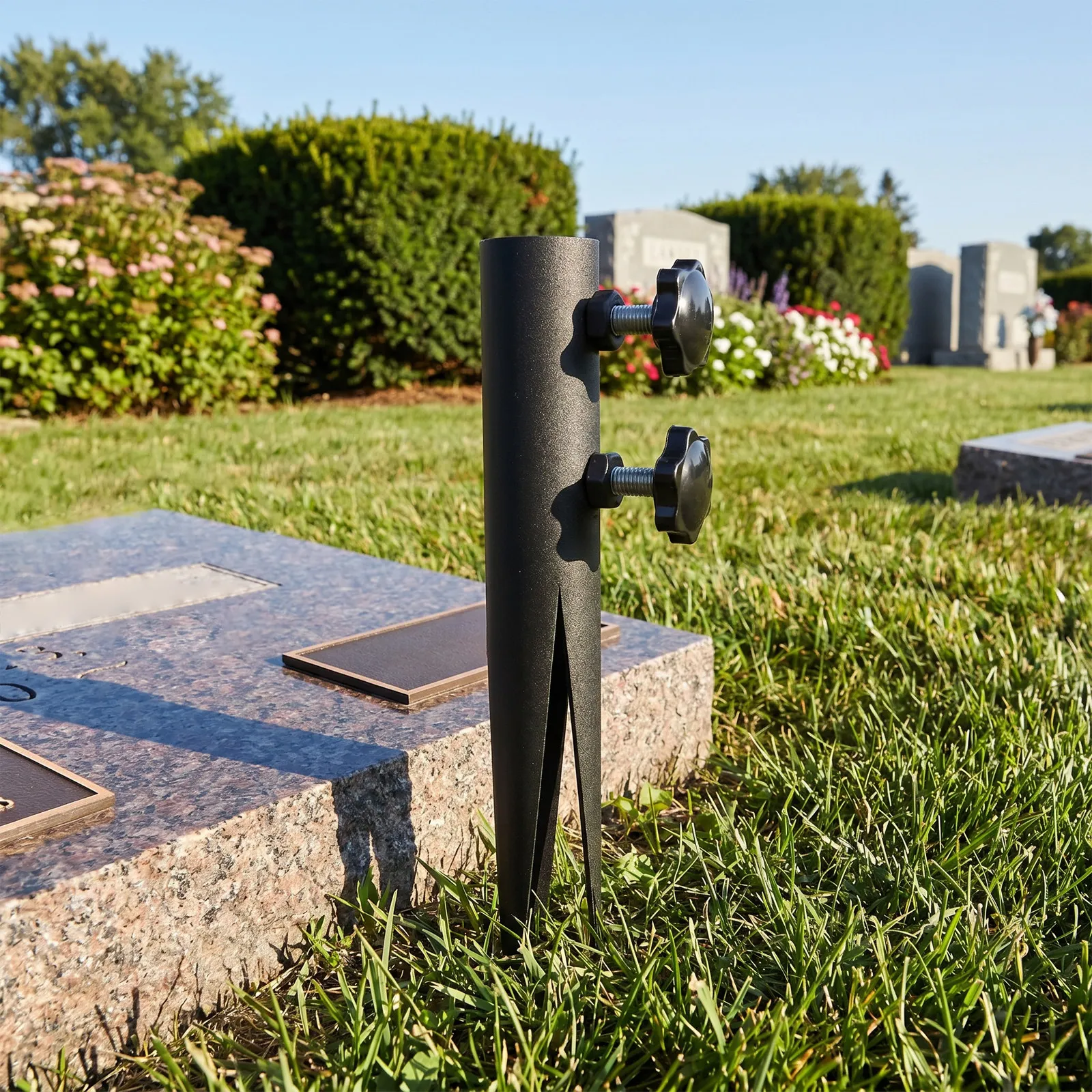 Black Iron Heavy Duty Flag Stake Cemetery Ground Mount Flag Pole Holder for Memorial Day Grave Decoration Garden Flagpole Stake