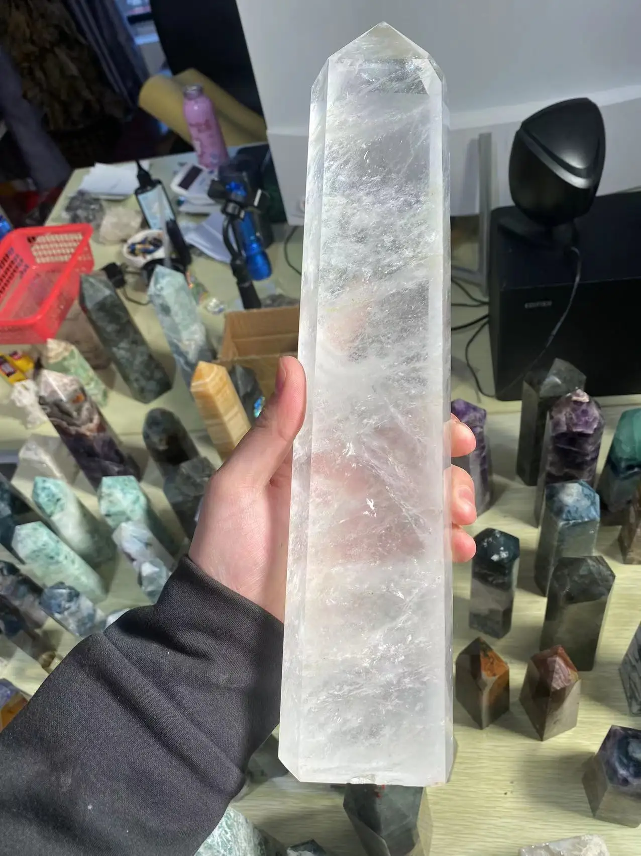 Big Wand Natural Crystal Clear Transparency Quartz Point Healing Stone Hexagonal Prisms Obelisk Wand Stone Home Deco